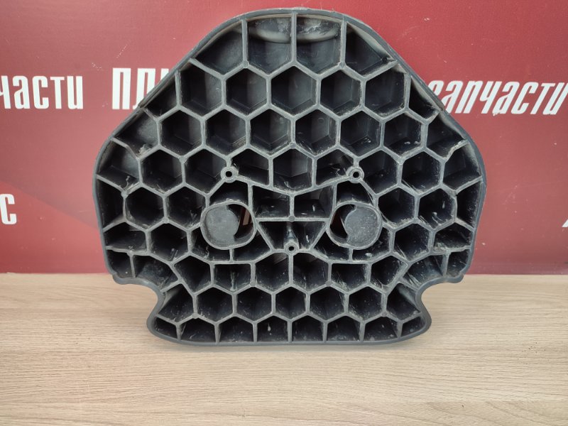 Кронштейн стеклоподъемника