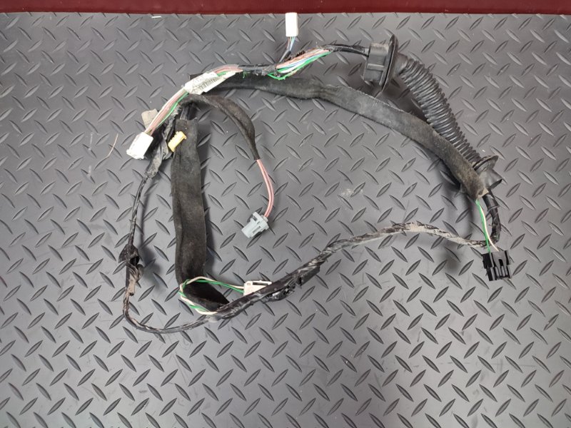 Проводка двери