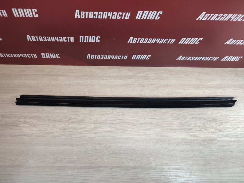 Уплотнитель стекла двери внутренний