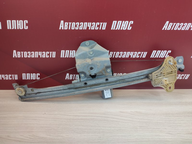 Стеклоподъемник    двери