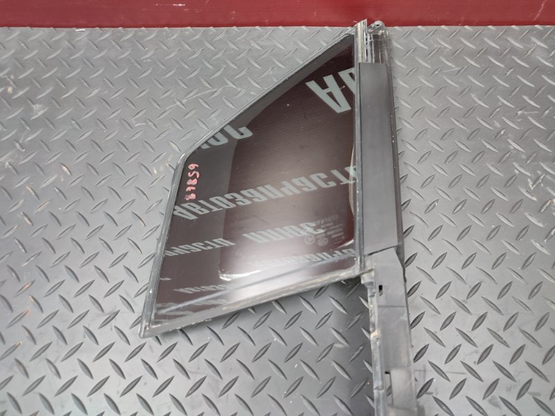 Форточка двери