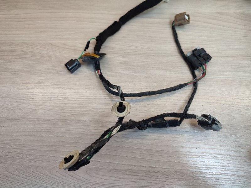 Проводка двери