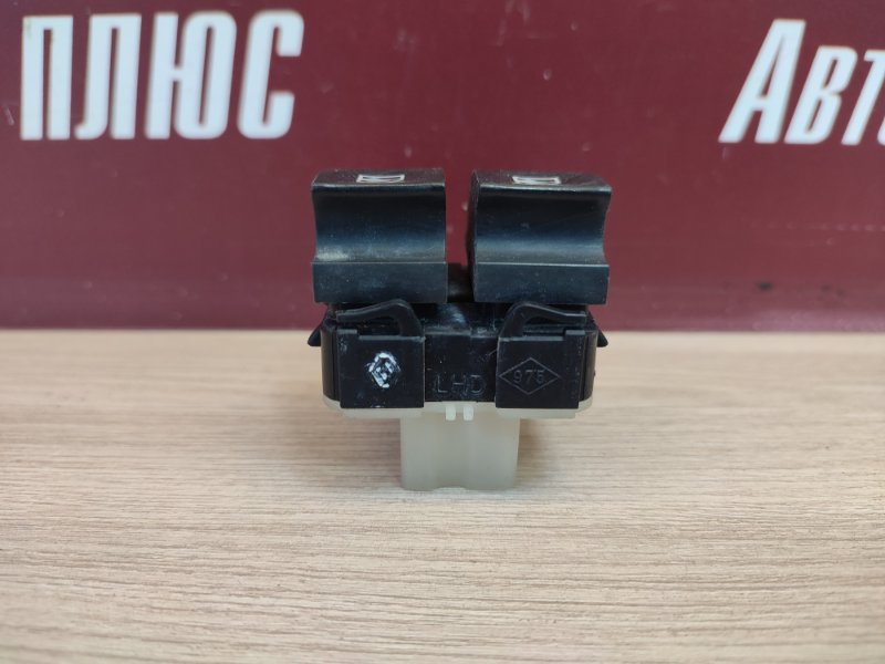 Кнопка стеклоподъемника