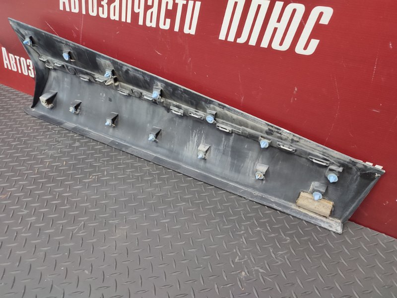 Молдинг    двери