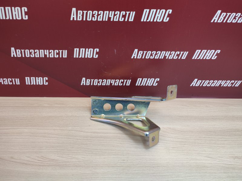 Кронштейн педали газа