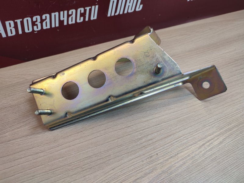 Кронштейн педали газа