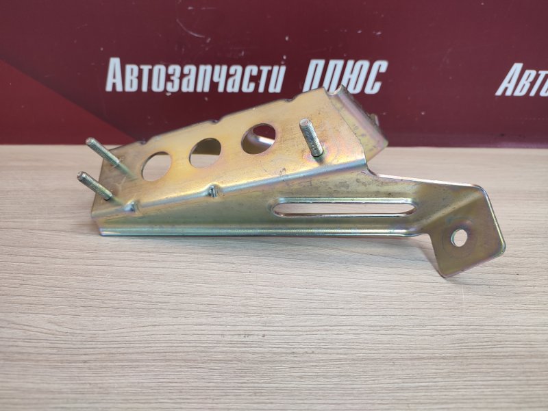 Кронштейн педали газа