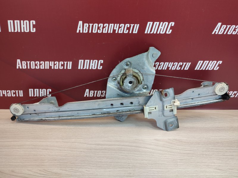 Стеклоподъемник    двери