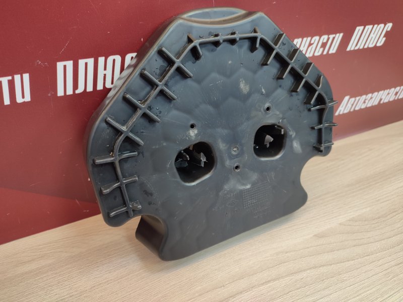 Кронштейн стеклоподъемника