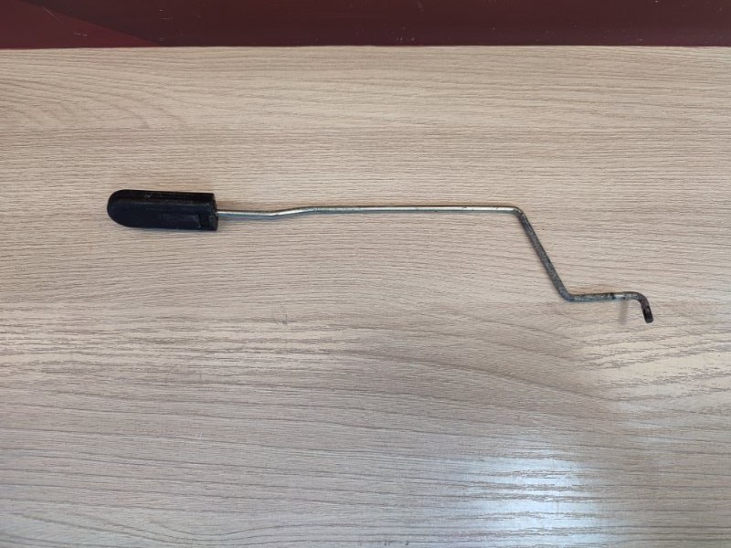 Тяга замка двери