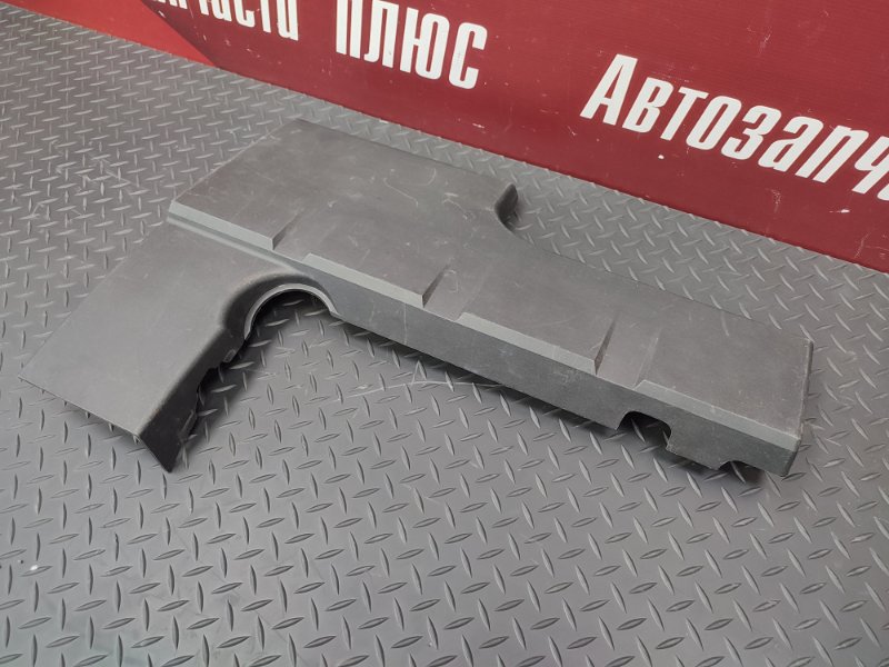 Декоративная крышка двигателя