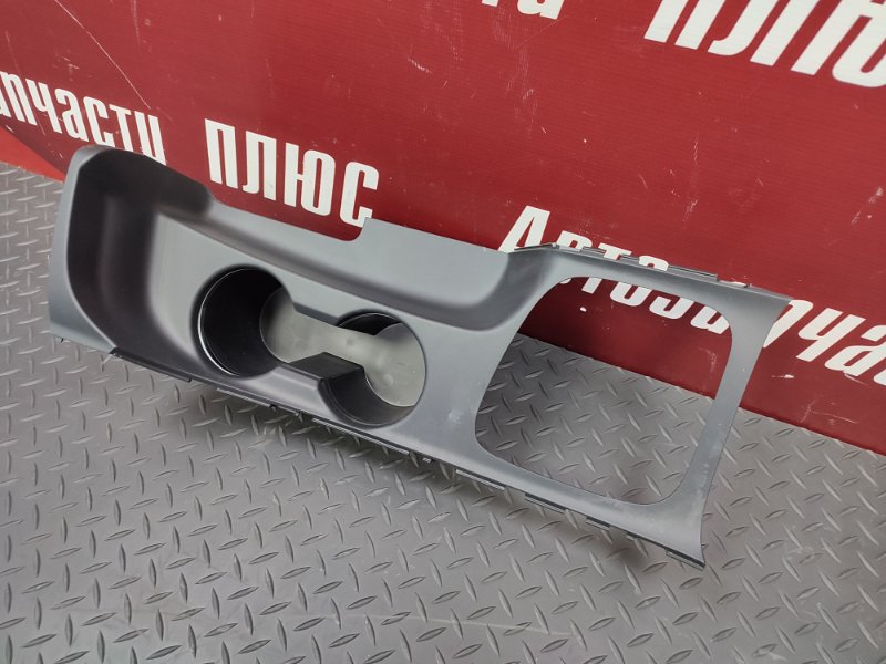 Накладка консоли