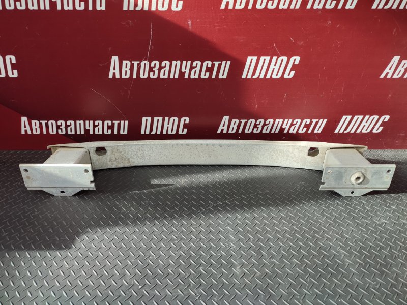 Усилитель бампера