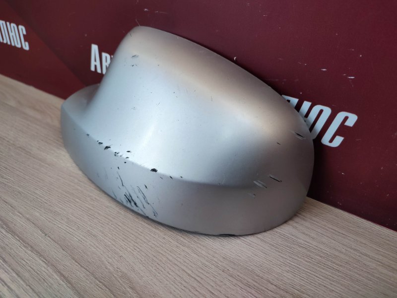 Крышка зеркала