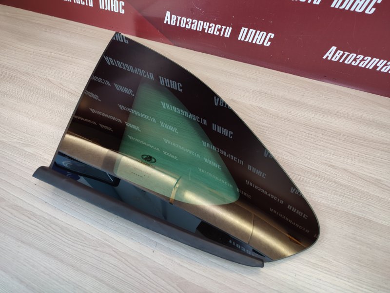 Форточка кузова