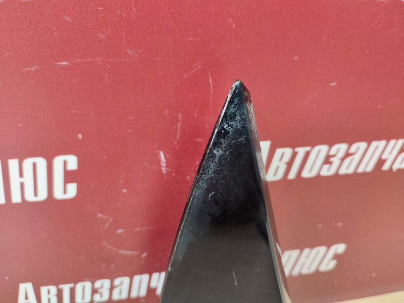 Накладка двери багажника