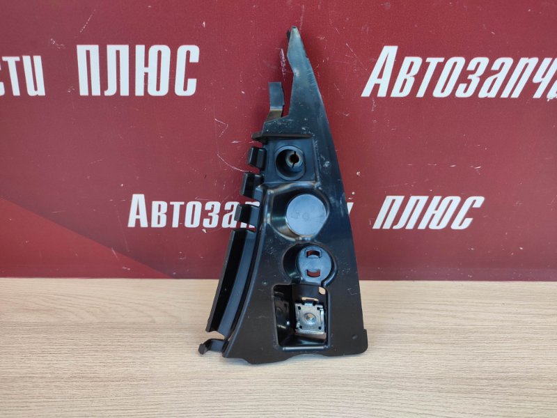 Накладка двери багажника