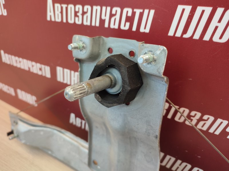 Стеклоподъемник    двери