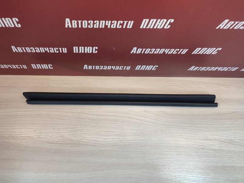 Уплотнитель стекла двери внутренний