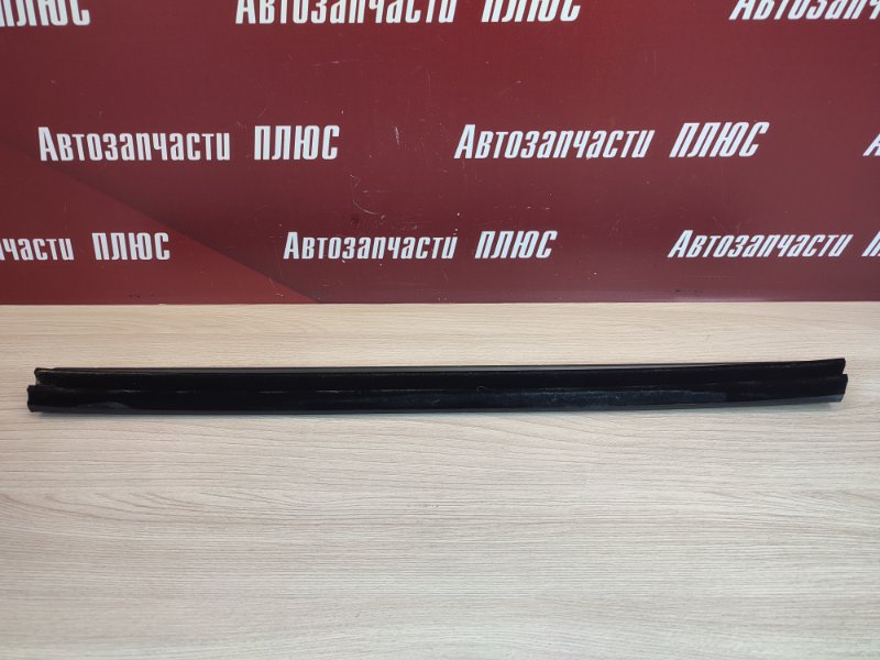 Уплотнитель стекла двери внутренний