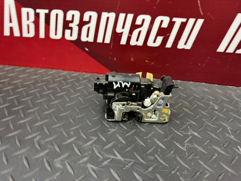 Замок      двери