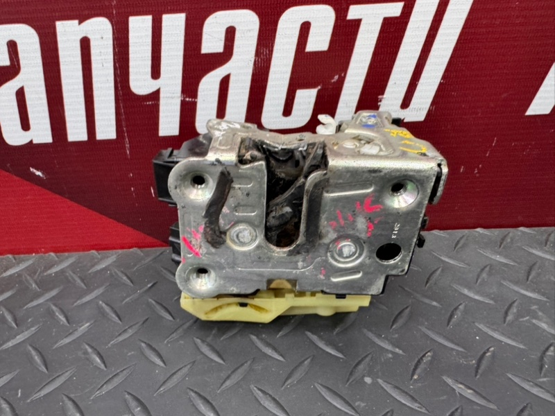 Замок      двери