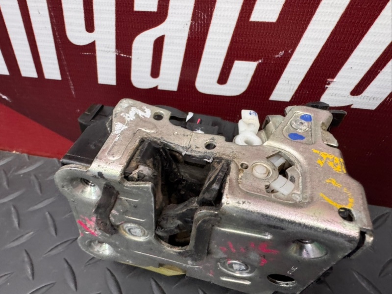 Замок      двери