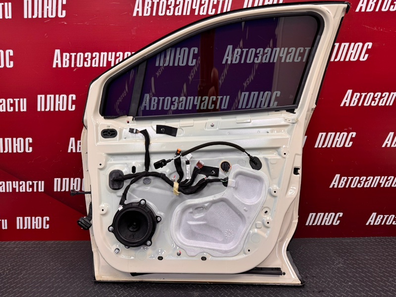 Дверь боковая