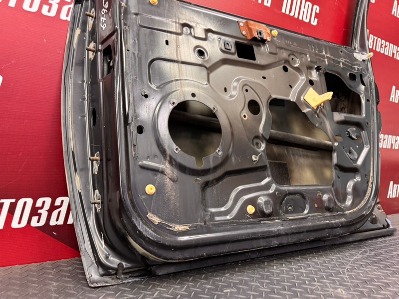 Дверь боковая