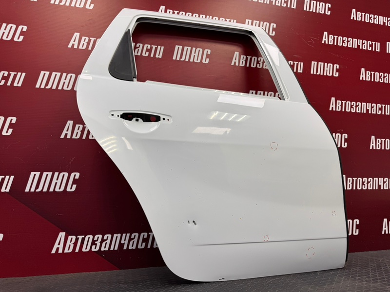 Дверь боковая