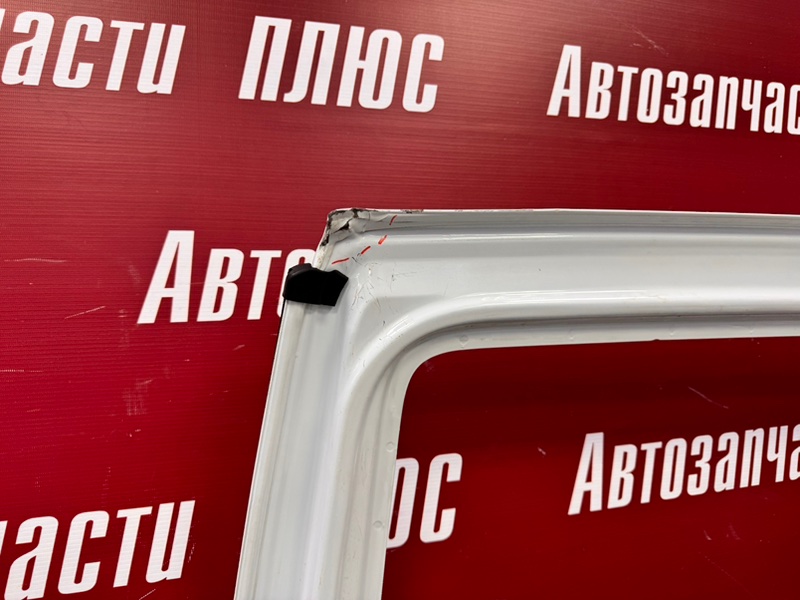 Дверь боковая