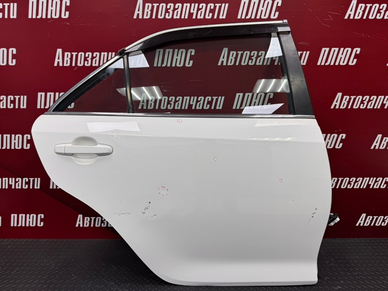Дверь боковая