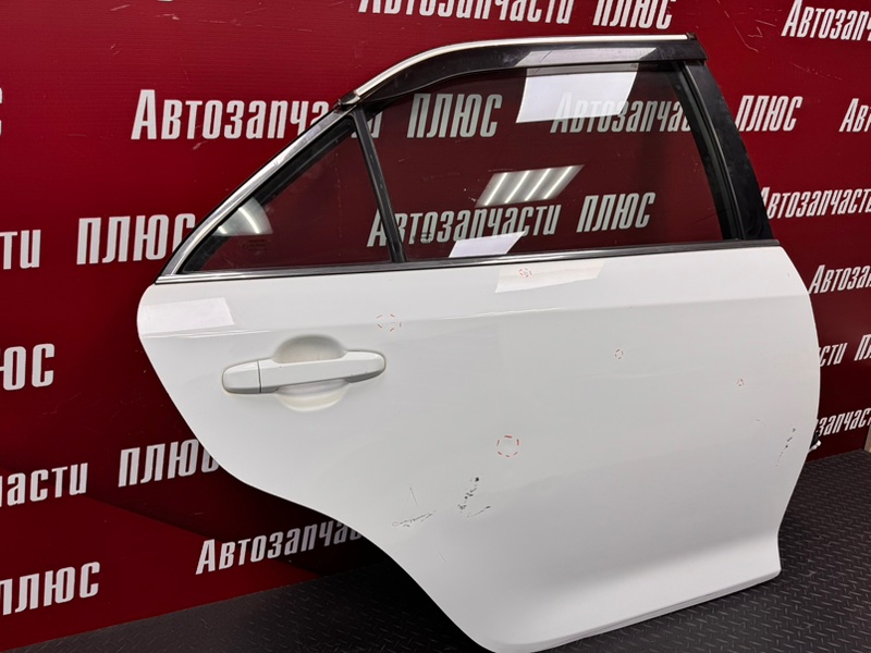 Дверь боковая