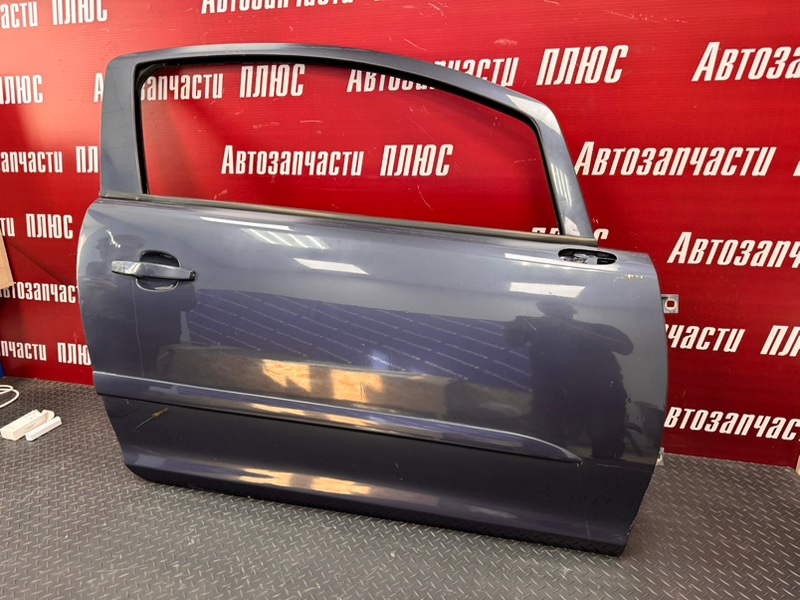 Дверь боковая