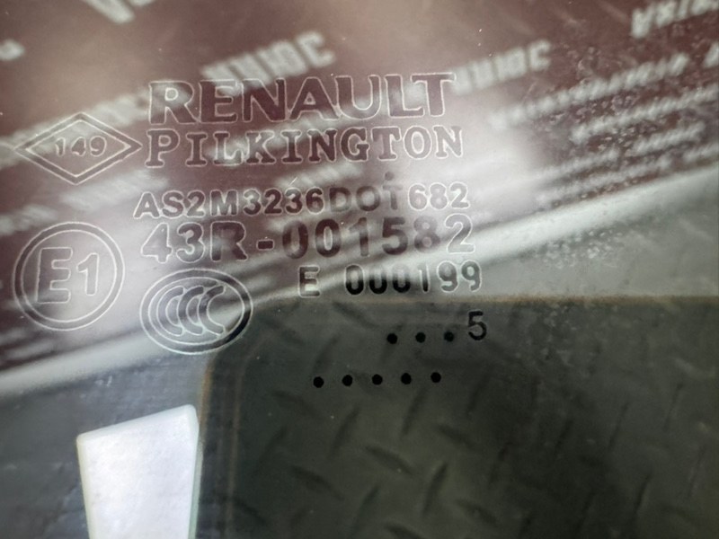 Стекло      двери