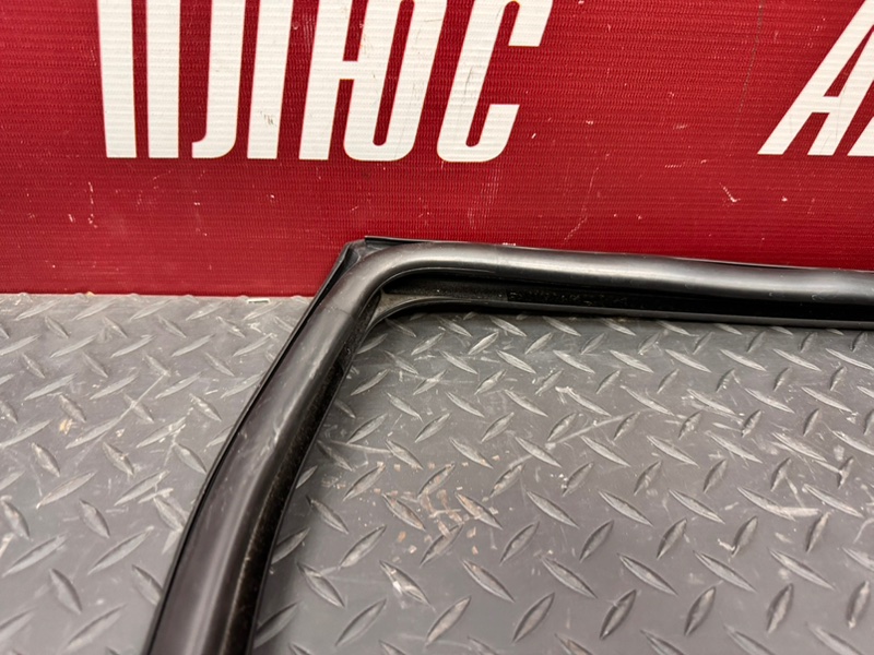 Уплотнитель   стекла