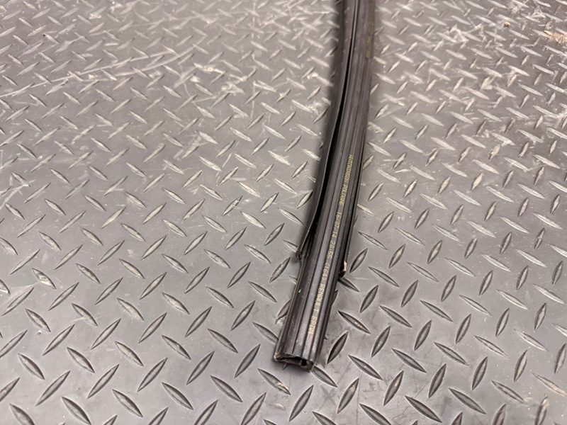 Уплотнитель   стекла