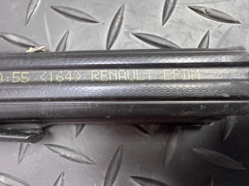 Уплотнитель   стекла