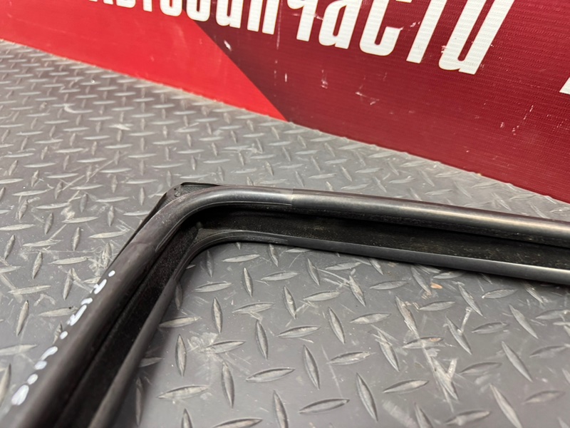 Уплотнитель   стекла