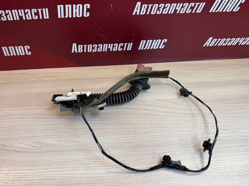 Проводка      двери