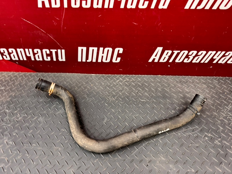 Патрубок радиатора