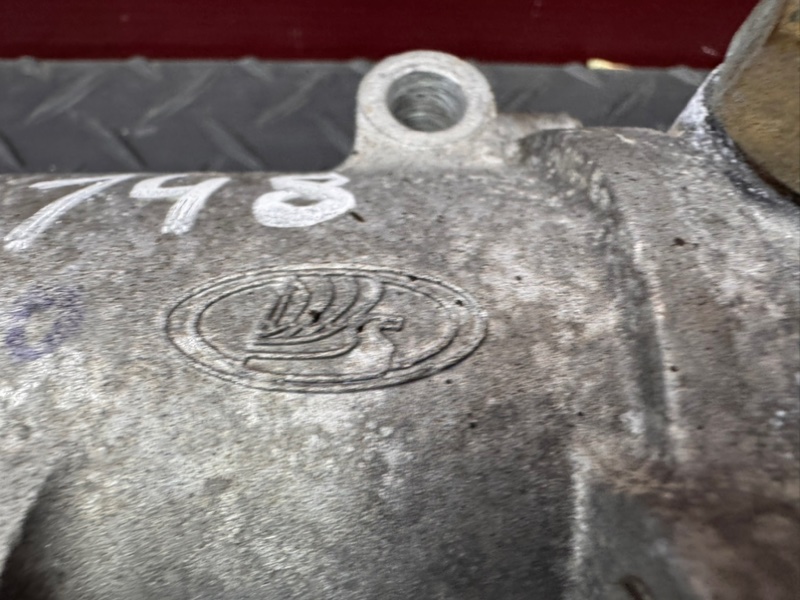 Термостат с корпусом