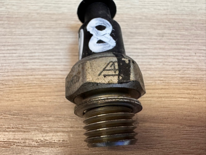 Датчик давления масла