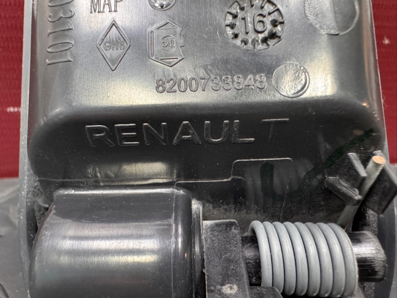 Внутренняя  ручка двери