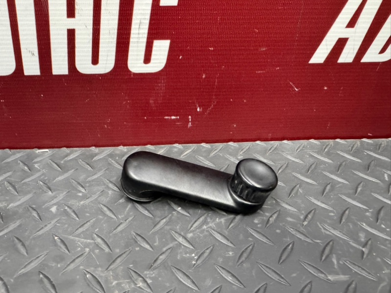 Ручка стеклоподъемника