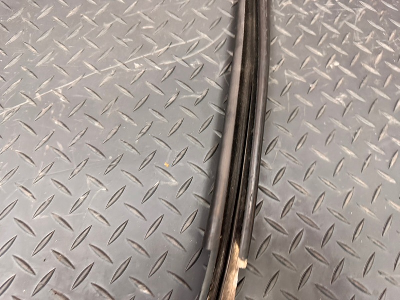 Уплотнитель   стекла