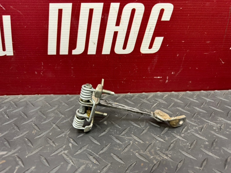 Ограничитель      двери