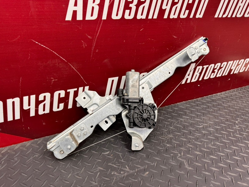 Стеклоподъемник    двери