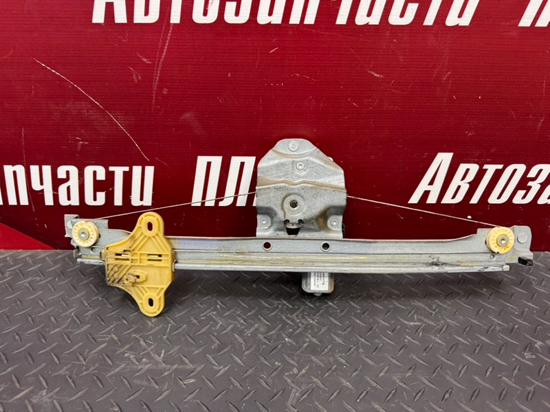 Стеклоподъемник    двери