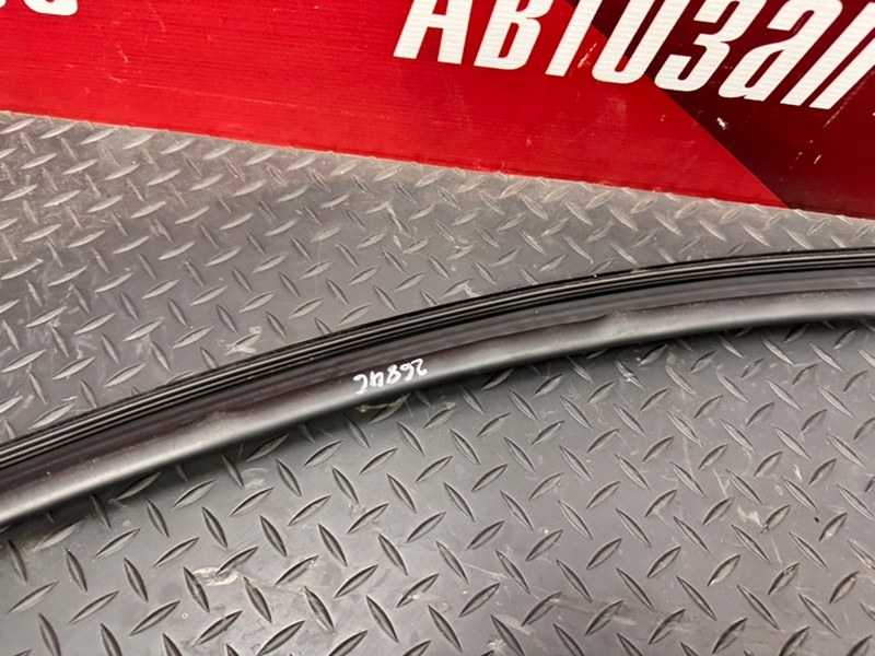 Уплотнитель      двери